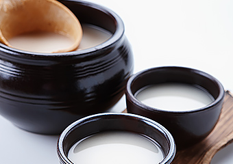 World’s first discovery of farnesol in Korean rice wine