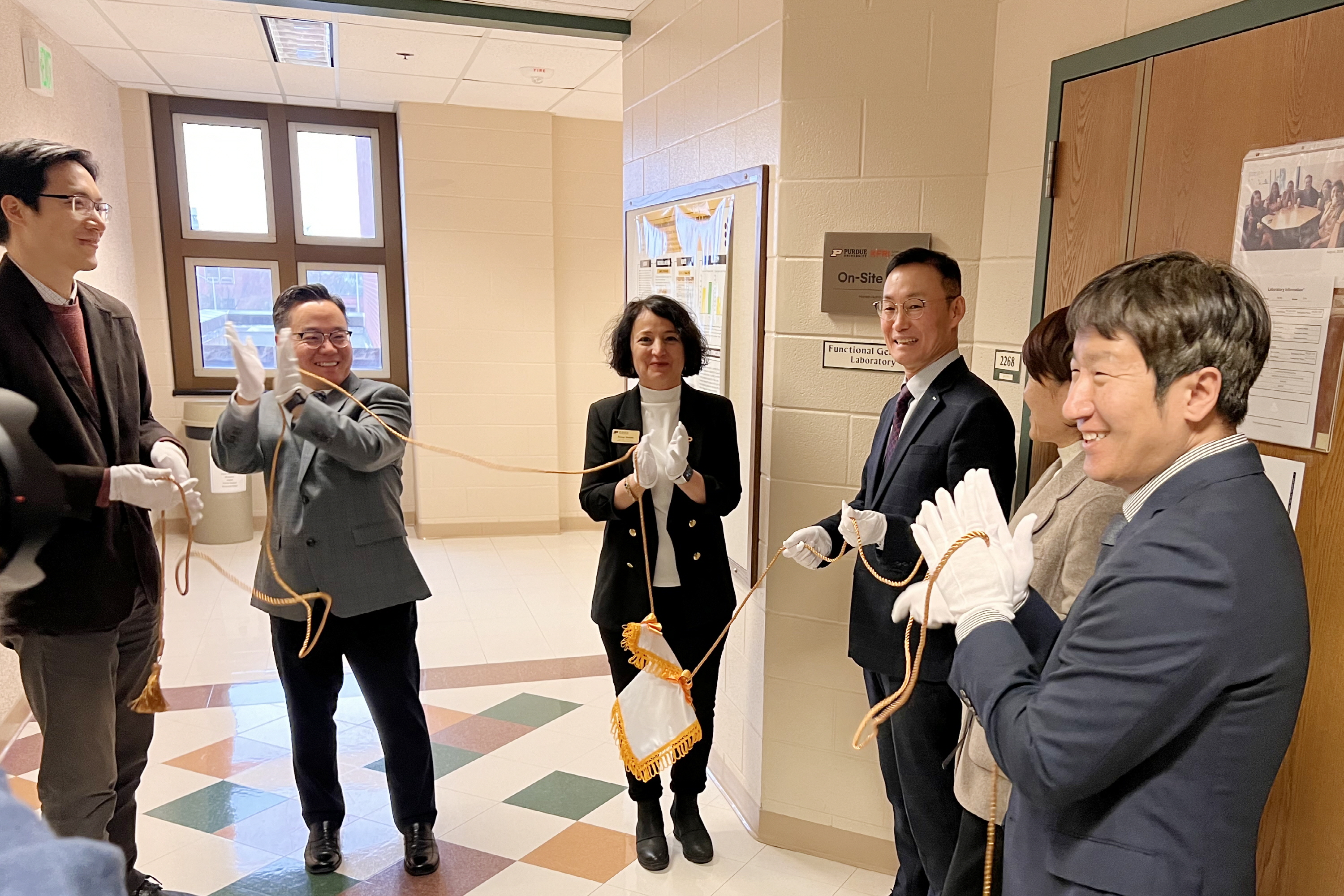 0124 미국 퍼듀대 On-Site Lab 현판식