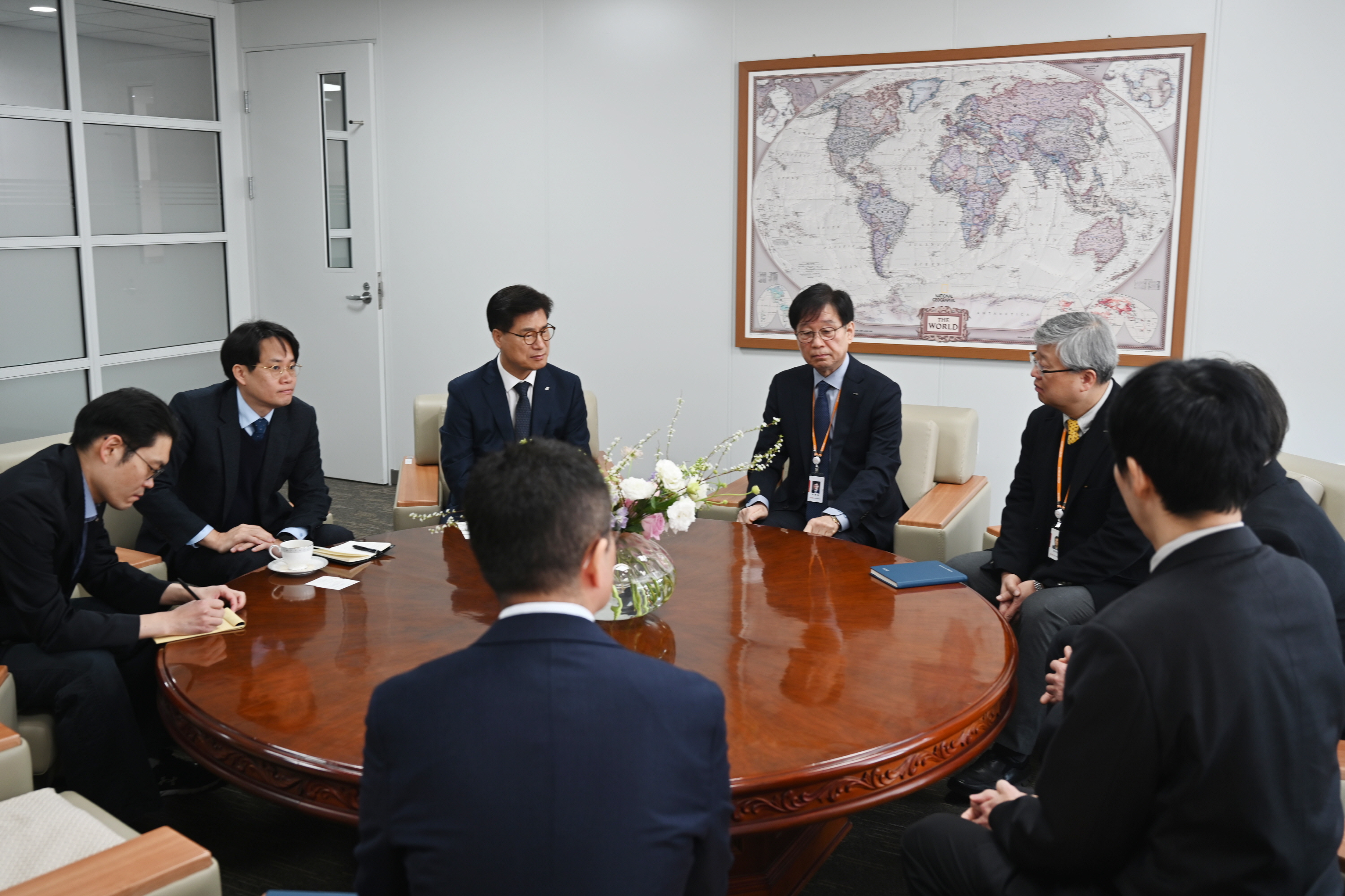 0321 NST 김영식 이사장 연구현장 방문 및 간담회