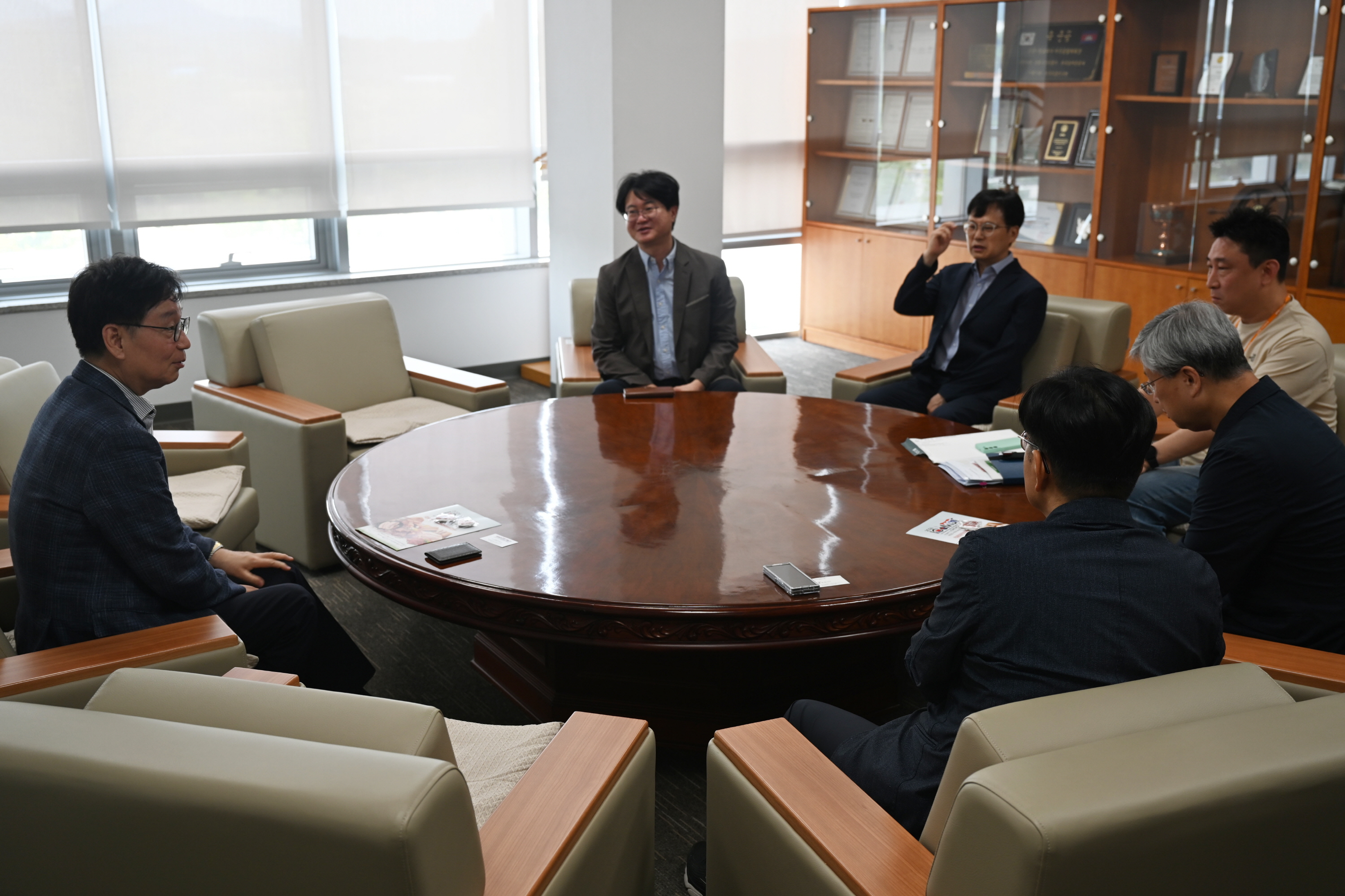 0619 2026 ICoMST Daejeon 대회장 및 조직위원 내방