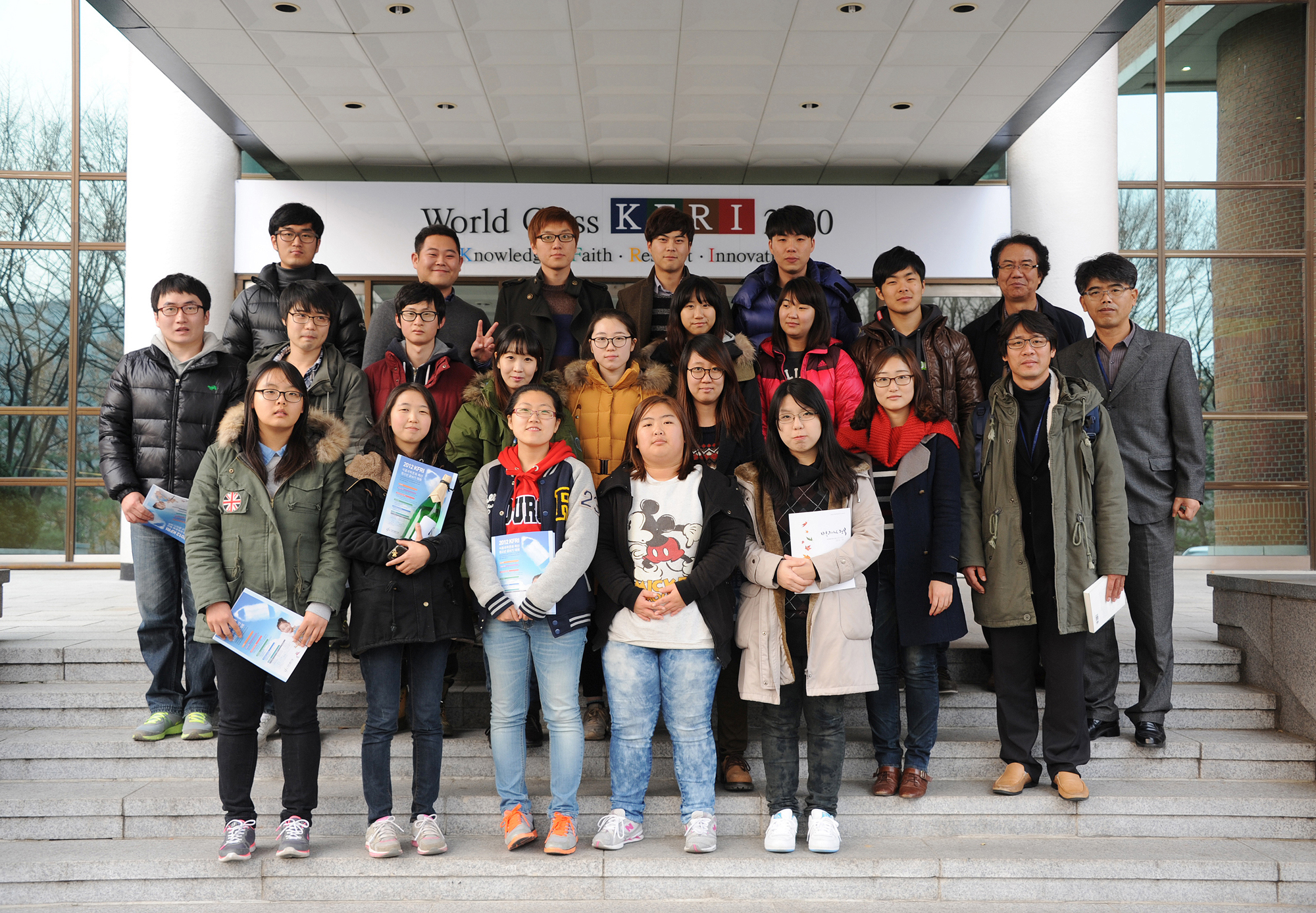 1122 강릉원주대학교 해양식품공학과 학생일행 견학